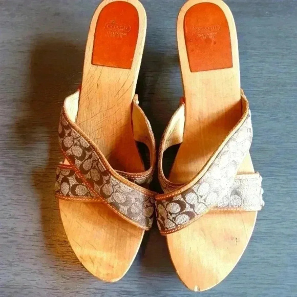 Coach Heels - Picture 1 of 4